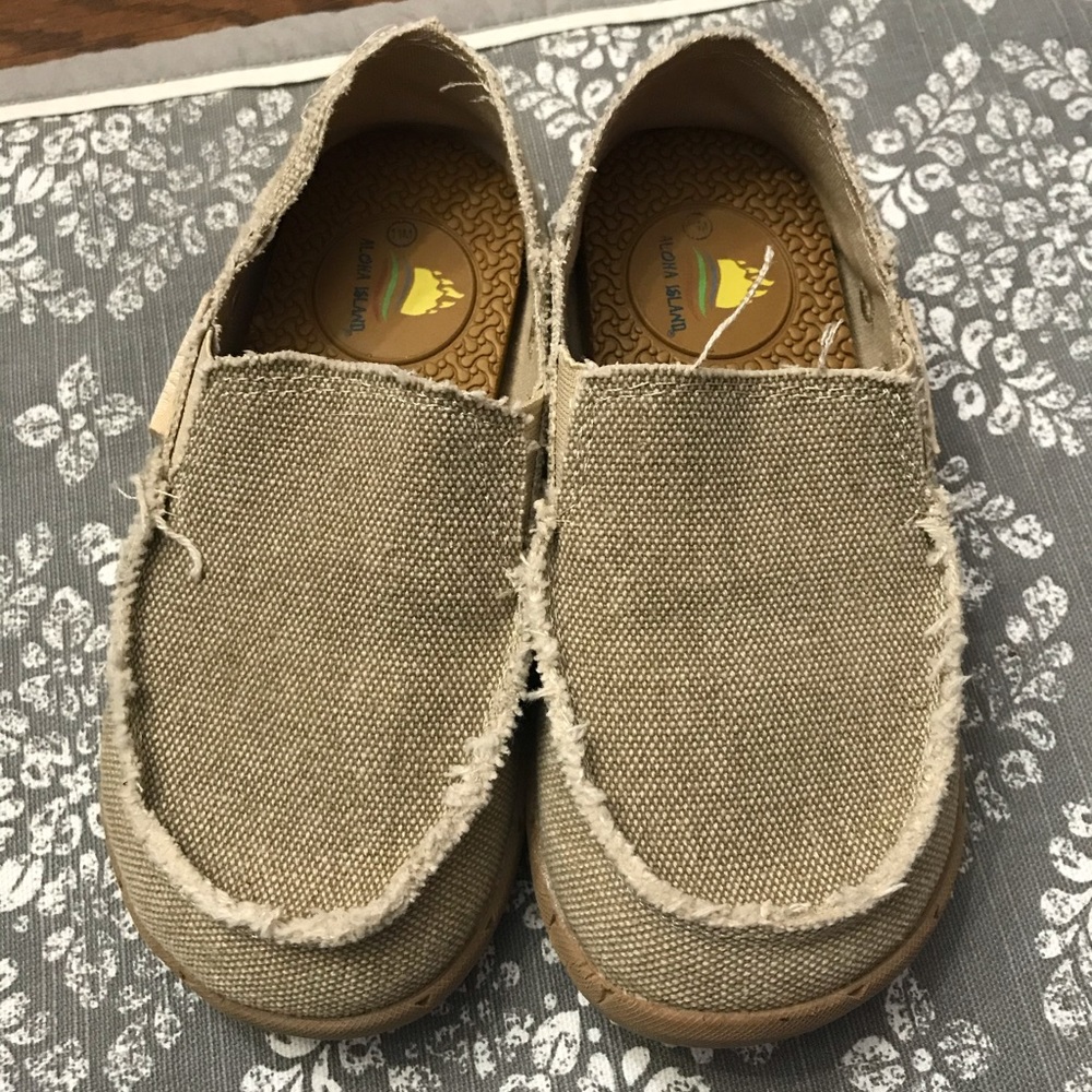 Aloha island size 11 toddler boy shoe